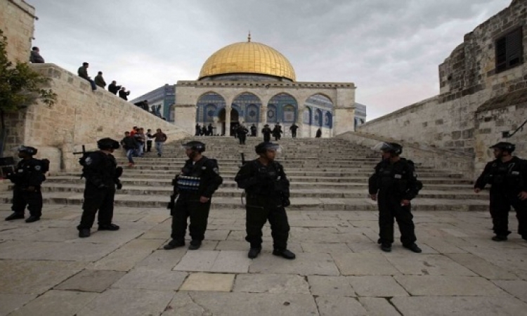 قوات الاحتلال الإسرائيلى تقتحم المسجد الأقصى