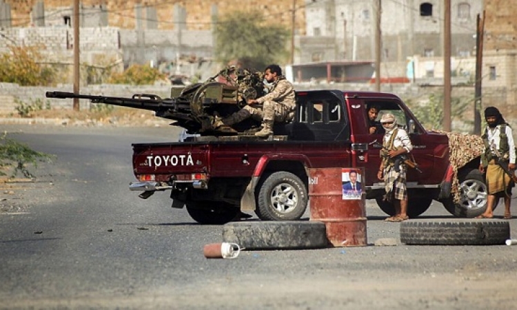 انطلاق عملية تبادل أسرى بين القوات اليمنية والحوثيين بتعز