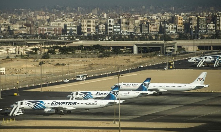 بلاغ كاذب بوجود قنبلة داخل طائرة مصر للطيران المتجهة إلى بانكوك