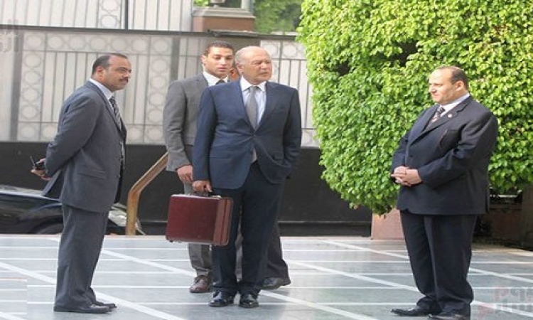 أحمد أبو الغيط يبدأ مهام منصبه أميناً للجامعة العربية
