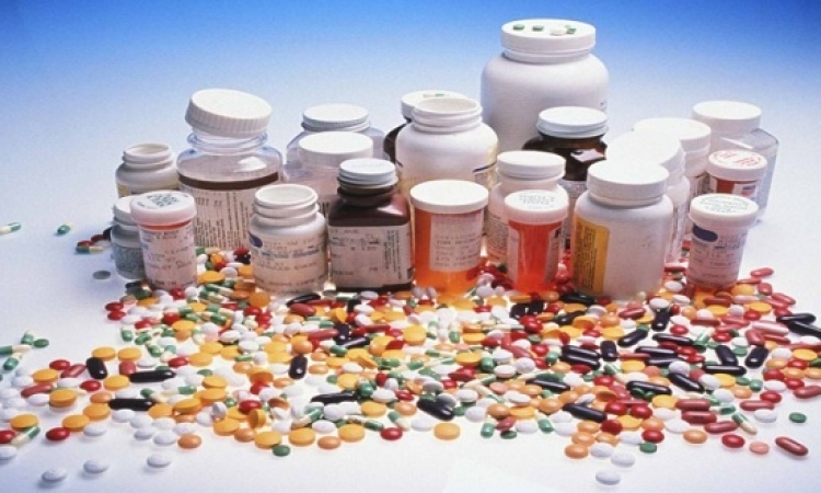 نقابة الصيادلة تطالب شركات الأدوية بتعويض 3 مليارات دولار