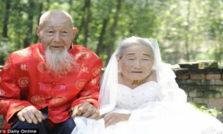 بالصور.. بعد 80 عامًا من الزواج.. زوجان يحققان حلم حياتهما !!