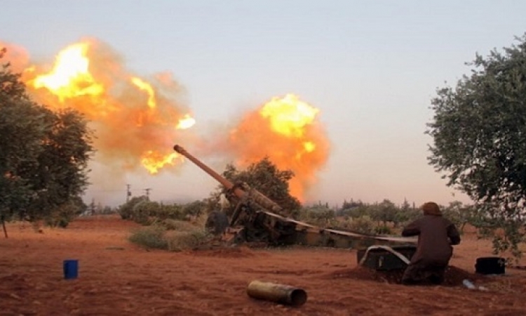 الجيش السورى يوجه ضربات مركزة لتجمعات المسلحين بريف القيطرة