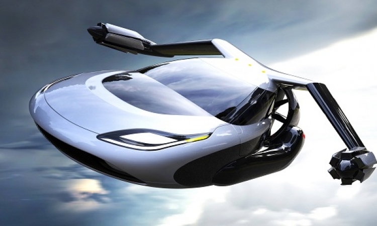 بالصور .. أول سيارة ذكية يمكنها الطيران .. ولوحدها كمان !!