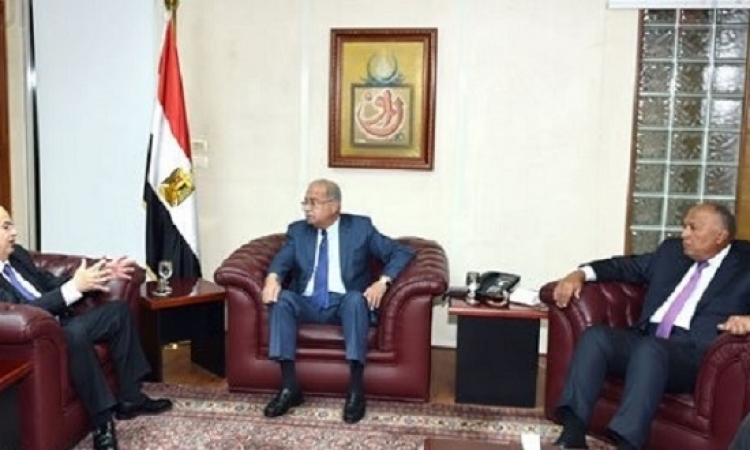 إسماعيل يبحث مع وزير خارجية قبرص تعزيز أوجه التعاون الثنائى