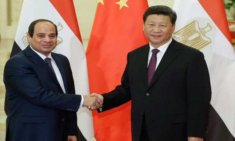 السيسى يبحث مع الرئيس الصينى تعزيز العلاقات الثنائية