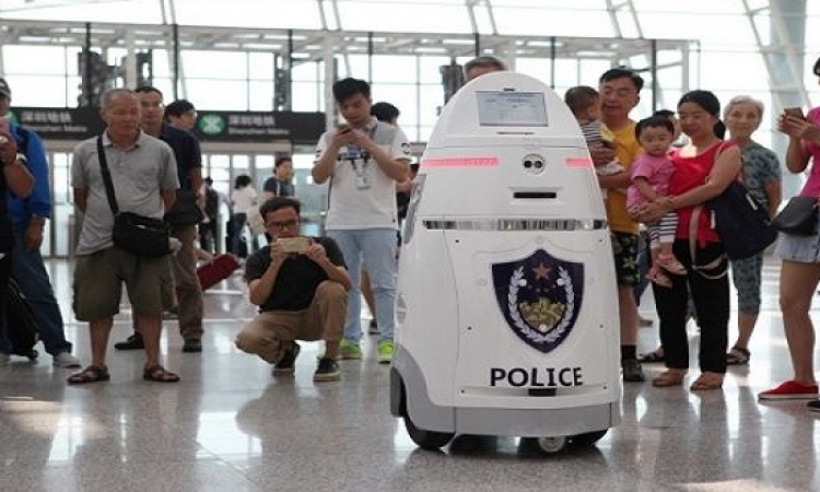 الصين تستخدم الروبوت للدوريات الأمنية لأول مرة