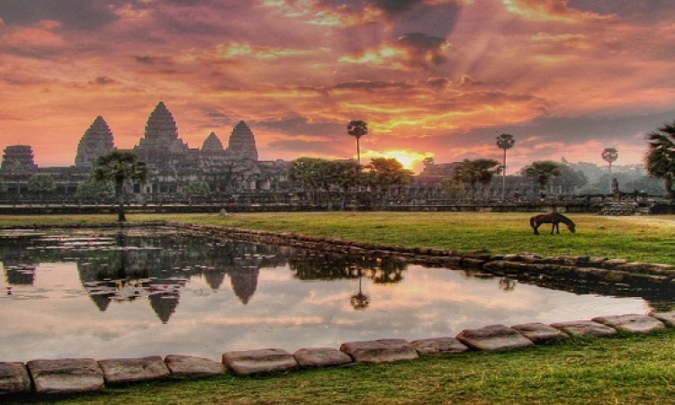 سيام ريب .. جوهرة كمبوديا البراقة .. سياحة وتاريخ !!