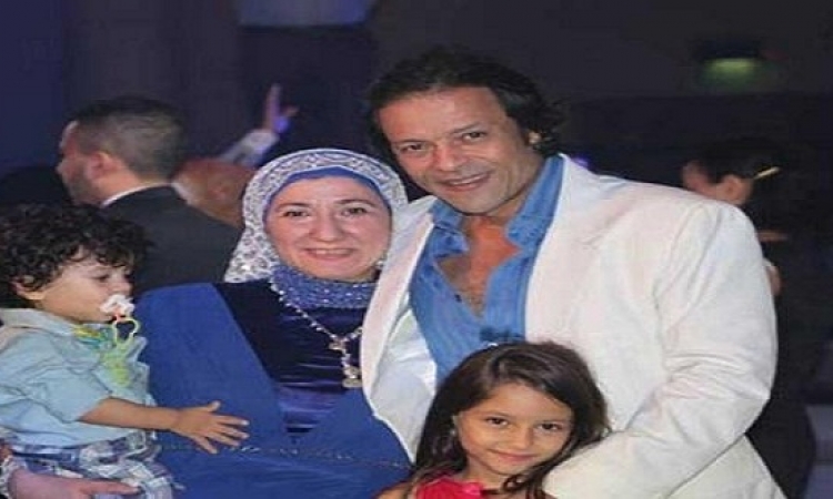 ما لا تعرفه عن زوجة الفنان الهارب «هشام عبد الله»