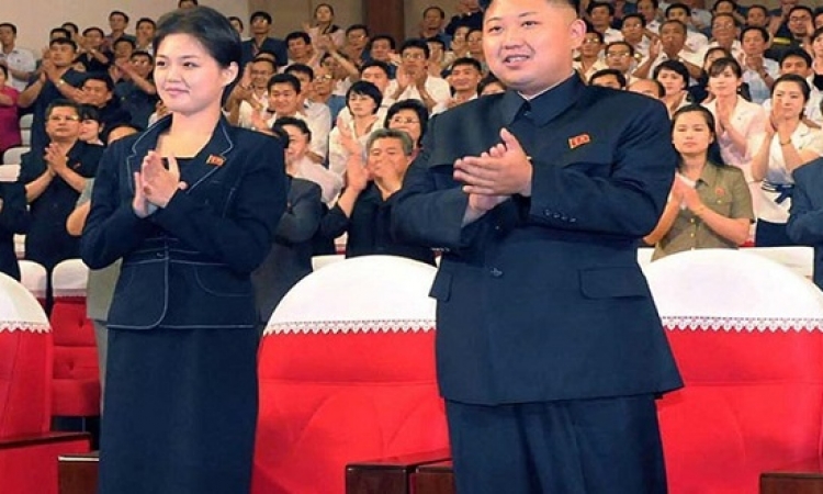 صورة تحسم مصير سيدة كوريا الشمالية