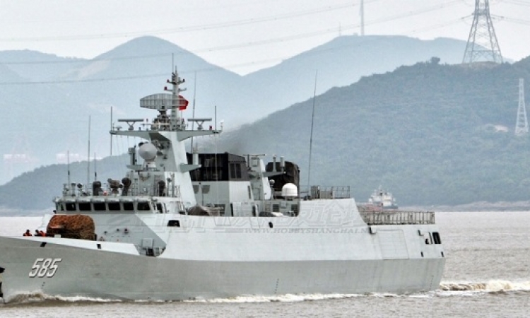 بالفيديو.. تحرك 3 سفن حربية صينية إلى قطر