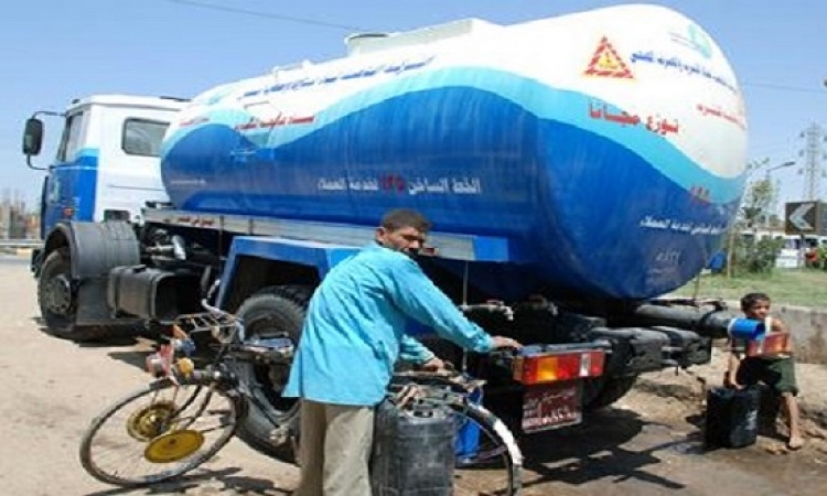 توفير سيارات متحركة لتوزيع المياه فى الجيزة وقت انقطاعها بـ 22 منطقة