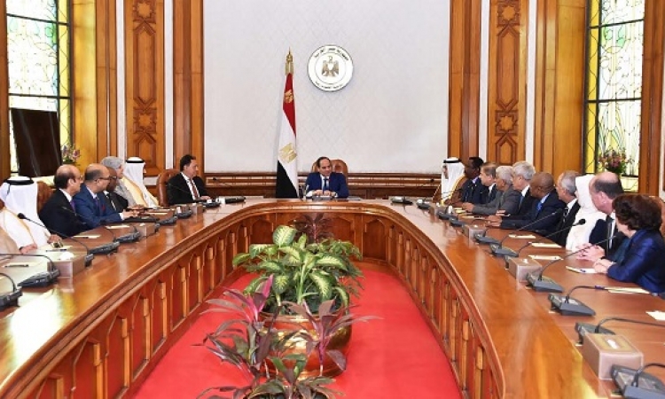 السيسى لوزراء الصحة العرب : مصر لا تتدخل فى الشئون اشقائها