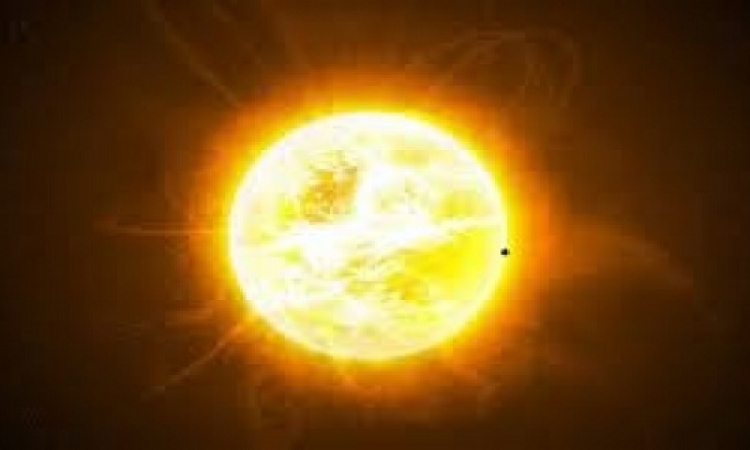 ديلى ميل: الشمس بريئة من ارتفاع درجة حرارة الأرض