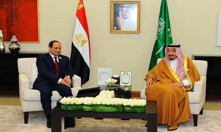 الرئيس السيسى يعود إلى القاهرة قادما من الرياض بعد لقاءه العاهل السعودى