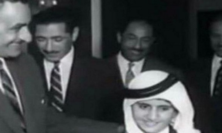 الشيخ محمد بن راشد ينشر صورة نادرة له مع الزعيم