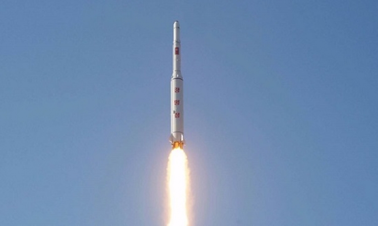 كوريا الشمالية تجرى تجربة صاروخية جديدة