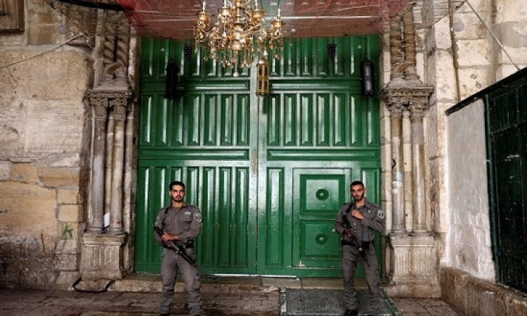 قوات الاحتلال تواصل اغلاق الاقصى حتى الأحد وتنفذ حملة مداهمات واعتقالات