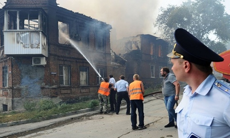 روسيا تعلن الطوارئ بمدينة روستوف بعد التهام الحرائق 100 مبنى