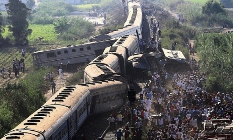 انتهاء عمليات رفع آثار حادث قطارى الاسكندرية وانتظام حركة القطارات