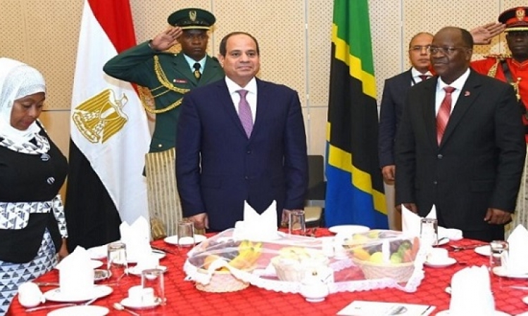بالصور.. رئيس تنزانيا يقيم حفل عشاء رسمى على شرف الرئيس السيسى