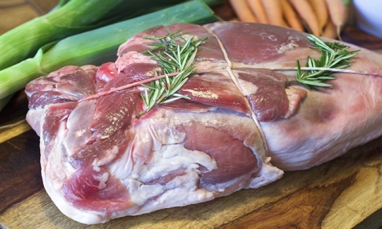 9 فوائد صحية لتناول اللحم الضانى