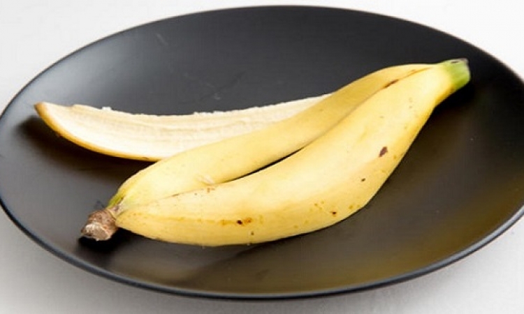 بلاش ترميه.. 5 استخدامات رائعة لقشر الموز