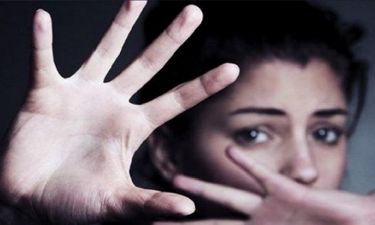 3 مضاعفات صحية تحدث للمرأة نتيجة الاغتصاب الزوجى