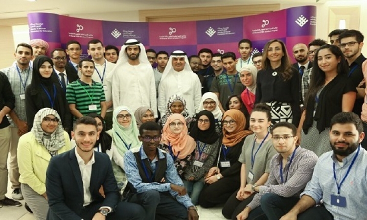 مؤسسة عبد الله الغرير للتعليم تضاعف عدد المنح السنوية للشباب الإماراتيين والعرب