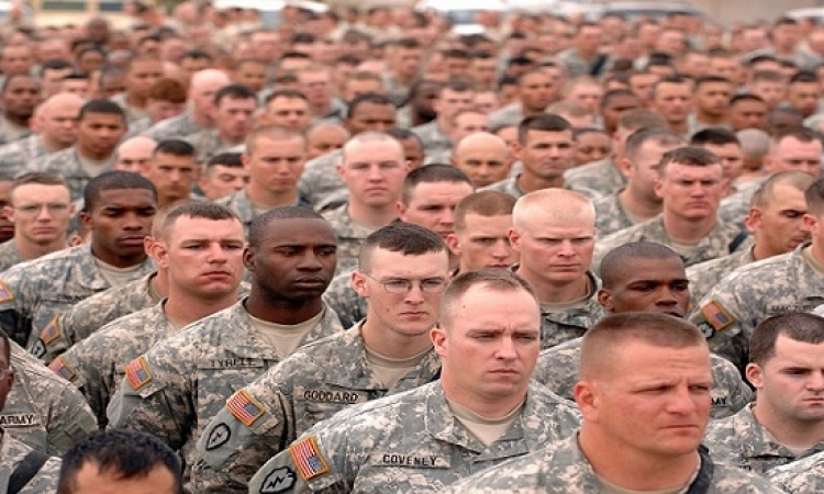 الجيش الأمريكى يقبل أصحاب الأمراض العقلية ومدمنى الكحول والمخدرات !!