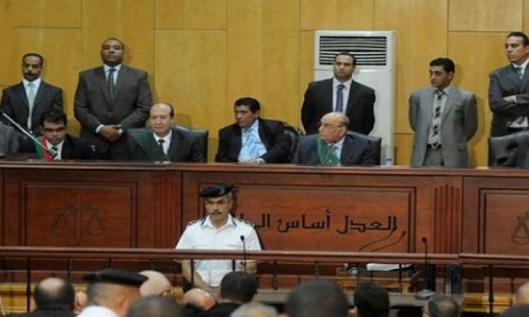 جنايات القاهرة تعيد اليوم محاكمة 120 متهماً فى “الذكرى الثالثة للثورة”