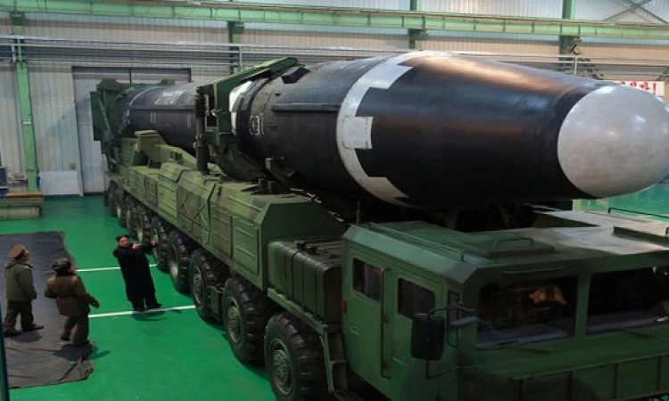 بالصور.. صاروخ كوريا الشمالية الجديد الأكثر قوة وقادر على ضرب أمريكا