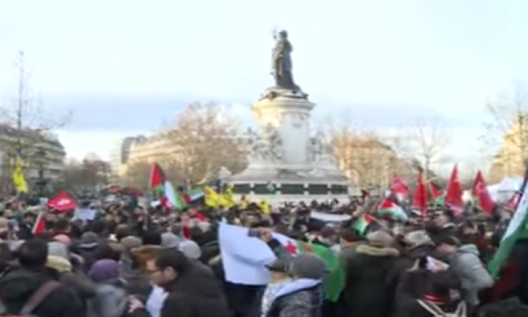 بالفيديو .. تظاهر المئات بفرنسا احتجاجا على زيارة نتنياهو