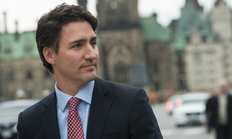 «شراب» رئيس وزراء كندا يشعل مواقع التواصل الاجتماعى