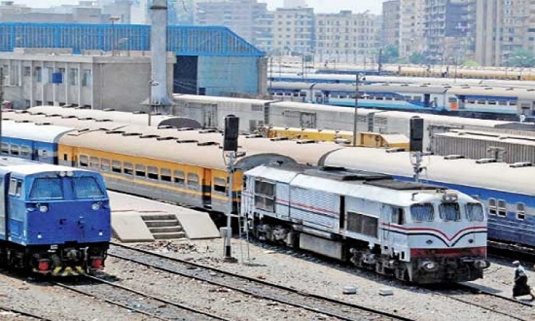 “النقل” تعلن بدء تنفيذ خطة تطوير 156 محطة سكة حديد