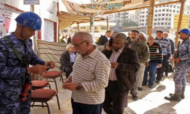 المصريون يواصلون التصويت فى اليوم الثالث للانتخابات الرئاسية