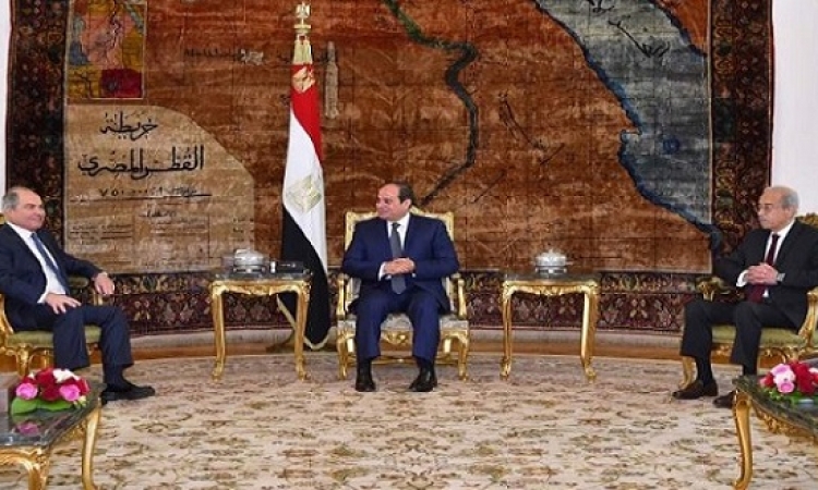 السيسى يلتقى المقلى ويؤكد حرص مصر على تعزيز التعاون مع الأردن