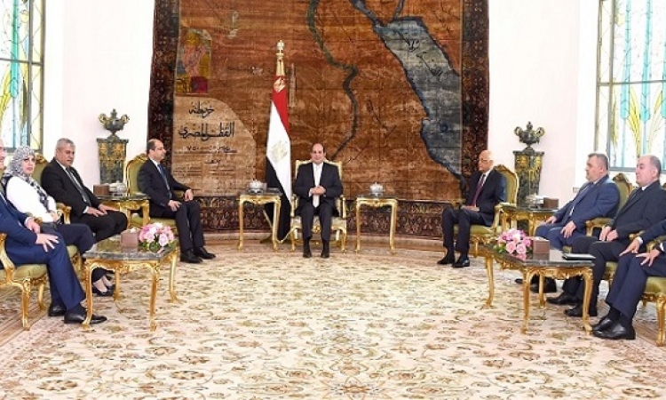 السيسى يبحث مع رئيس مجلس النواب العراق تعزيز التعاون بين البلدين 