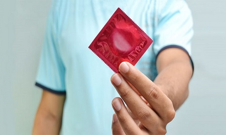 هل يستطيع الواقي الذكري حمايتك من جميع الأمراض المنقولة جنسيًا؟