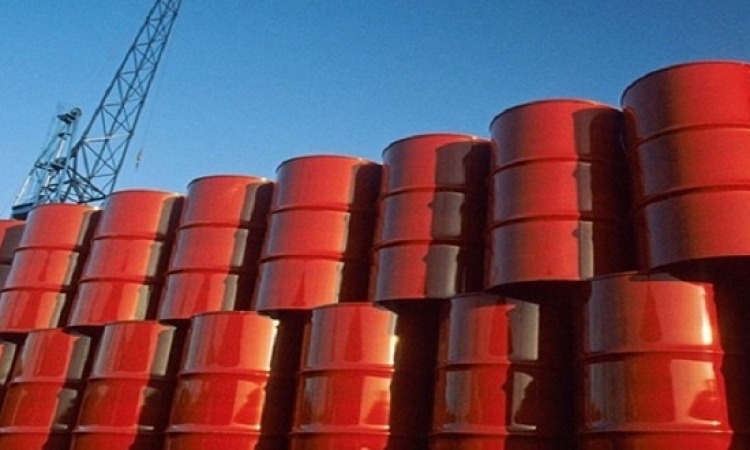تراجع أسعار البترول إلى 75 دولارًا يعيد التفاؤل للحكومة