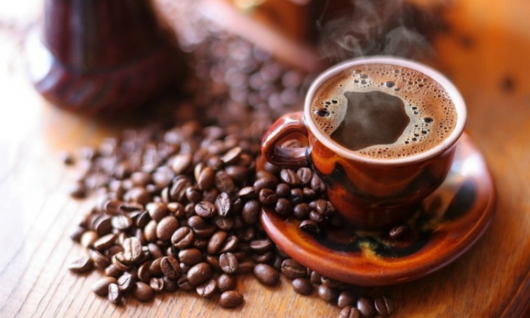 التركيز وكفاءة العمل.. فوائد جديدة للقهوة