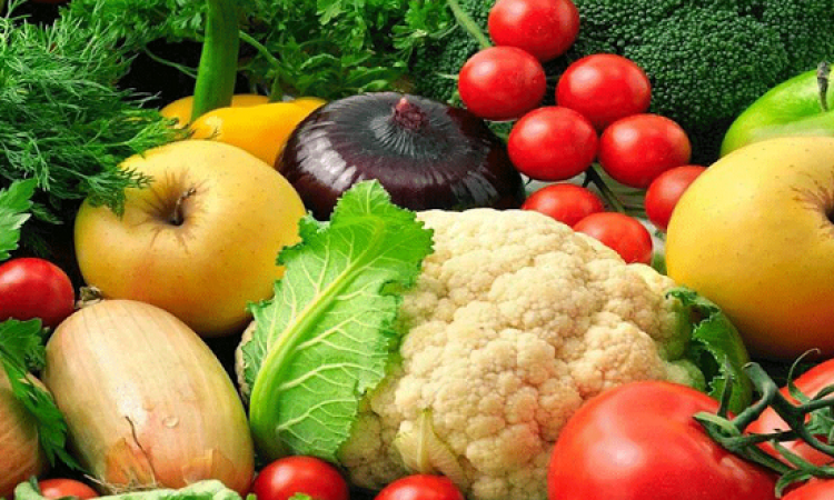 ارتفاع أسعار الخضراوات والفاكهة وانخفاض الدواجن