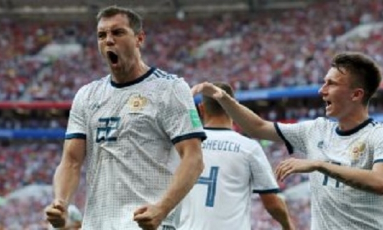 منتخب روسيا يهزم إسبانيا بركلات الترجيح ويصعد لربع نهائى كأس العالم