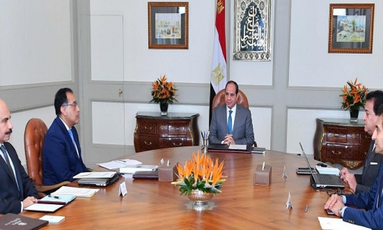 الرئيس يوجه بمواصلة الجهود للارتقاء بالجامعات المصرية والبحث العلمى