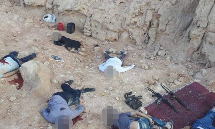 الداخلية : مقتل 9 إرهابيين فى تبادل إطلاق النار بكهف جبلى بطريق أسيوط / سوهاج الصحراوى