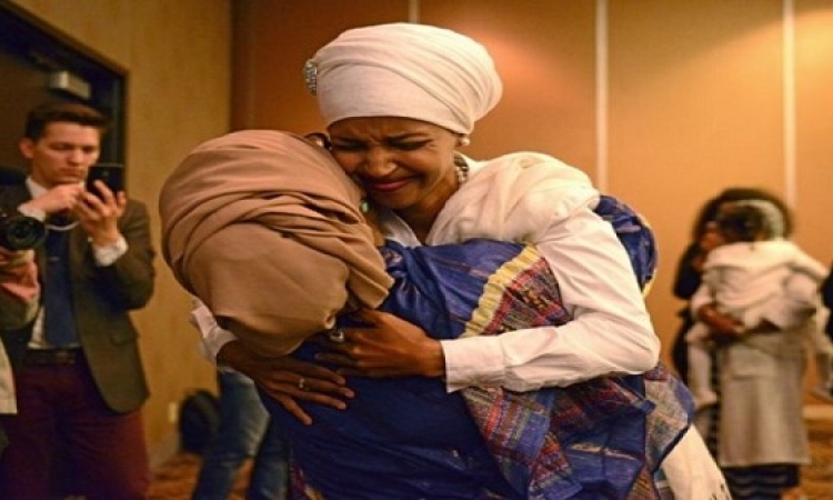 مسلمتان إحداهما محجبة لأول مرة على مقاعد الكونجرس