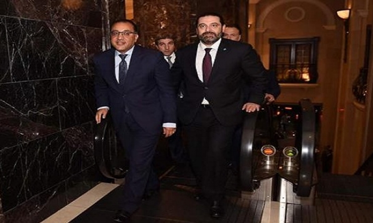 “الحريرى” يستقبل رئيس وزراء مصر ويقود السيارة لمقر الإقامة