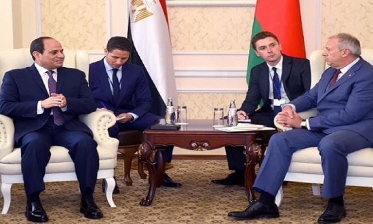 السيسي يستعرض مع رئيس وزراء بيلاروسيا جهود مصر فى مكافحة الإرهاب