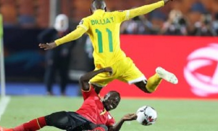 التعادل الإيجابى بين منتخب زيمبابوى وأوغندا