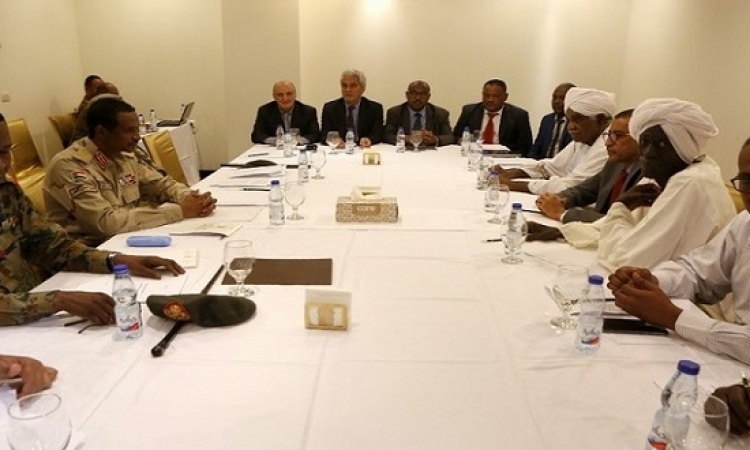 تأجيل جلسة التفاوض بين المجلس العسكرى السوداني وقوى الحرية والتغيير